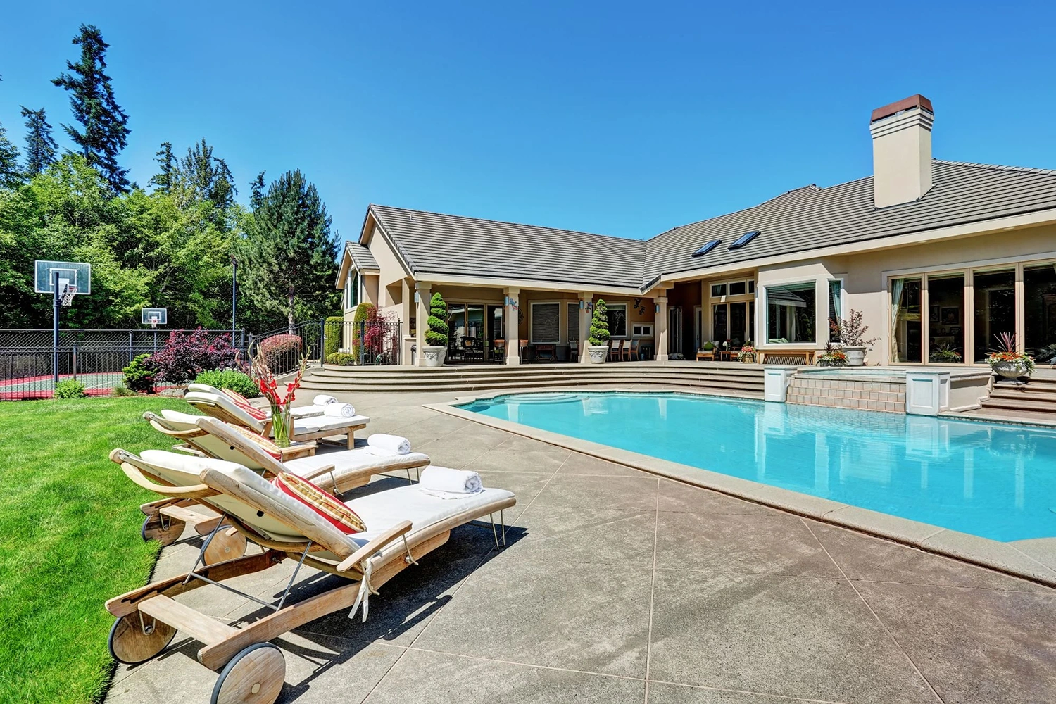 Lee County Property Management